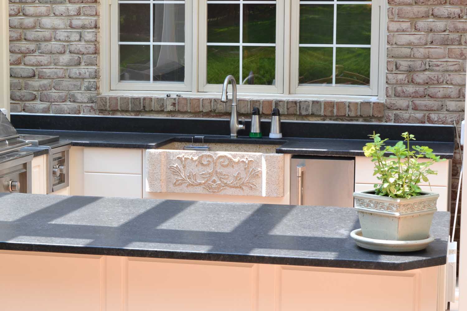 Vienna, Virginia Outdoor Kitchen Remodel