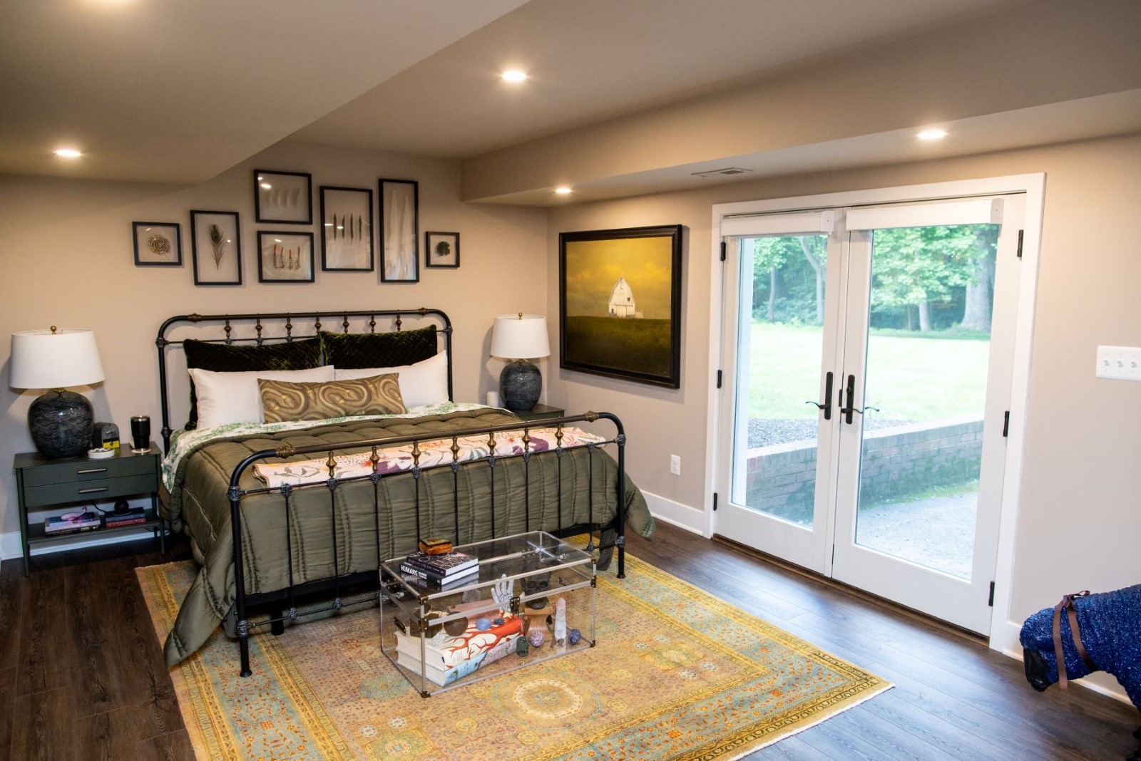 guest-bedroom-in-basement
