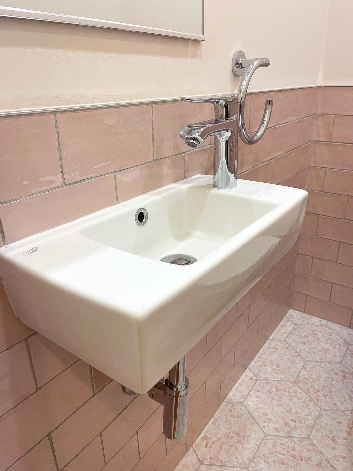 Arlington Powder Room 4 1