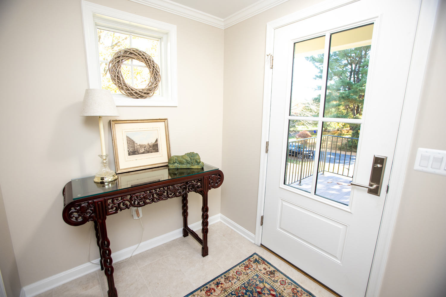 front foyer with modern door