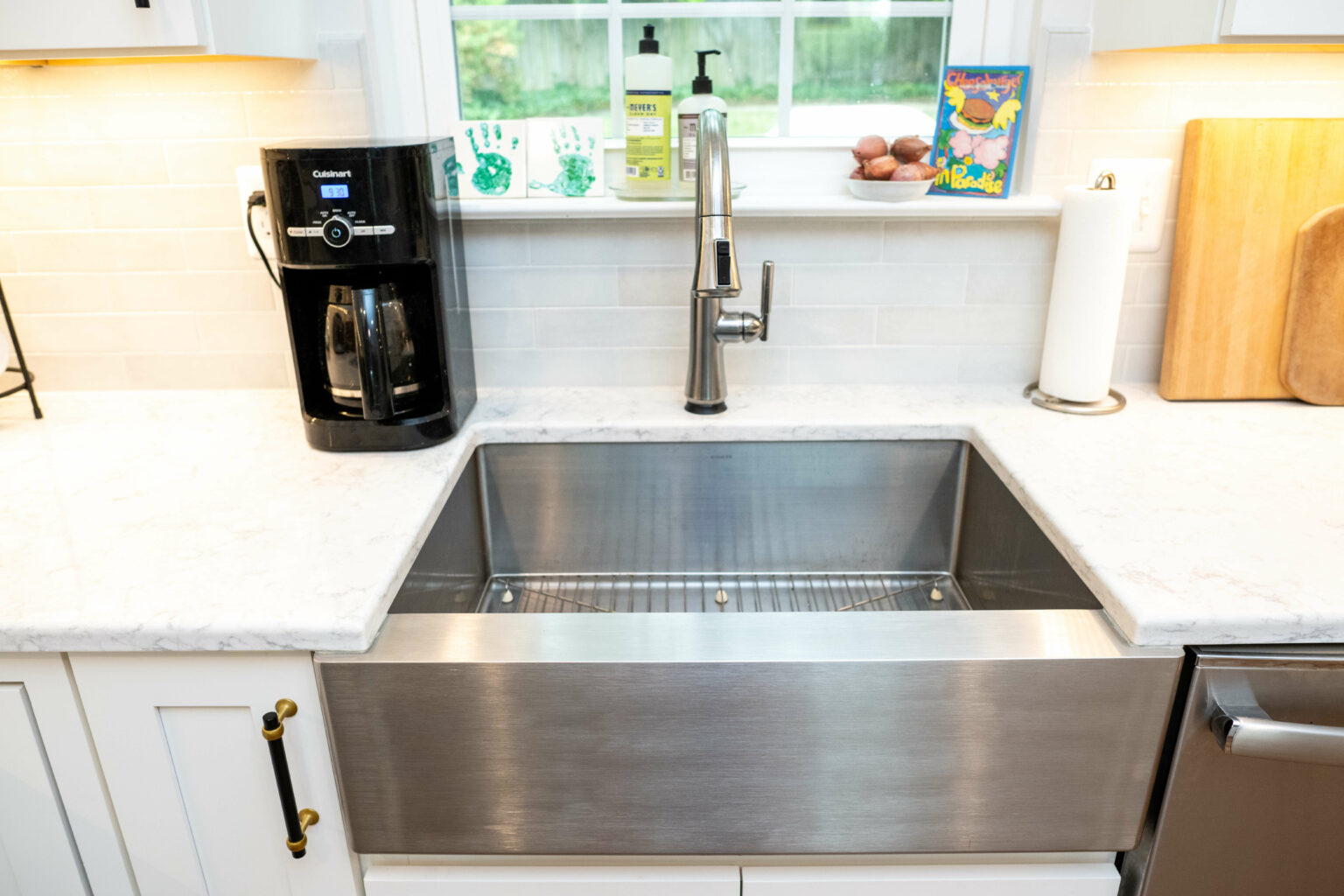 Fairfax Station Kitchen (2) Stainless steel farmhouse kitchen sink